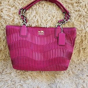 Coach Madison Gathered leather Tote Magenta Pink